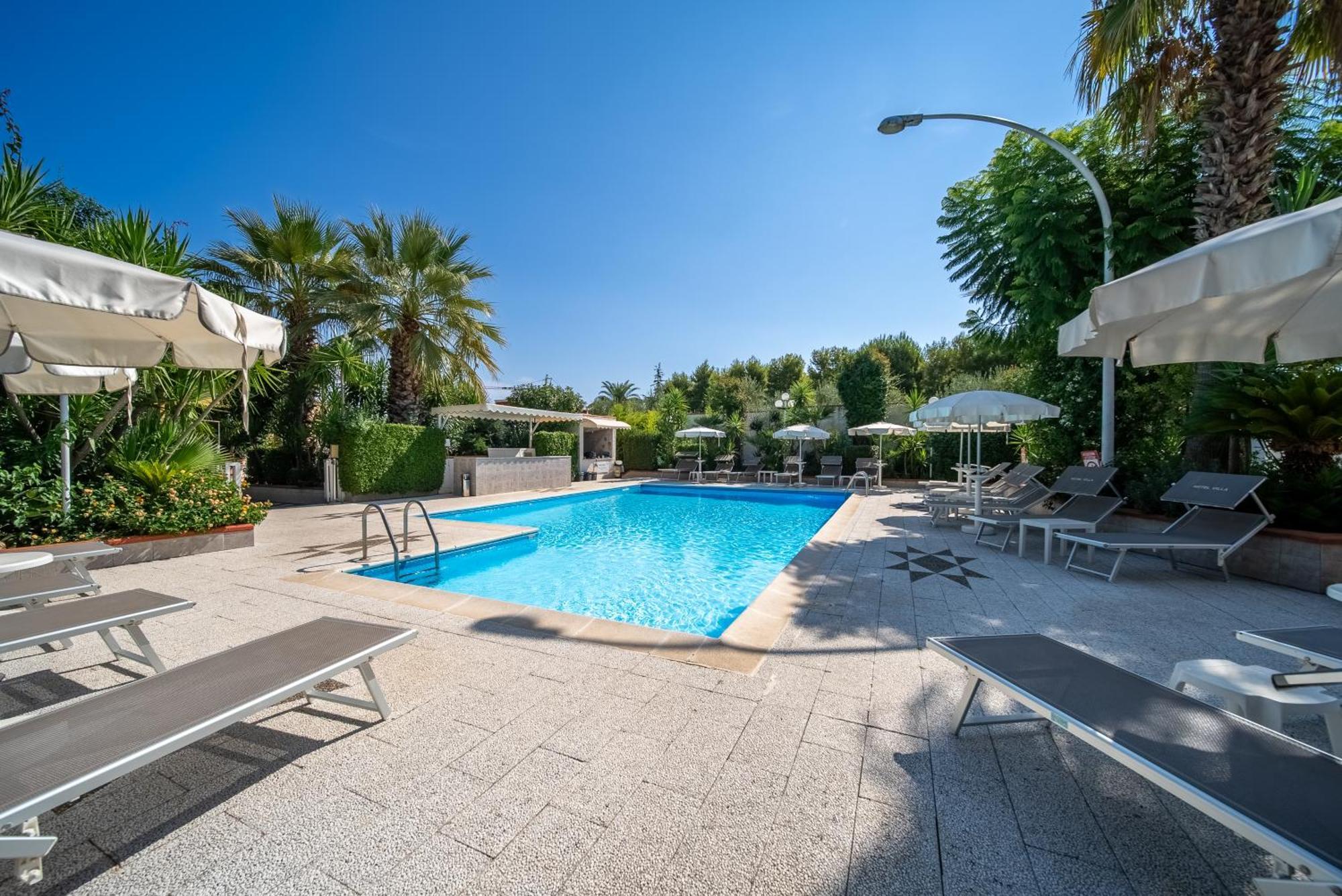 Hotel Villa Bisceglie Eksteriør bilde
